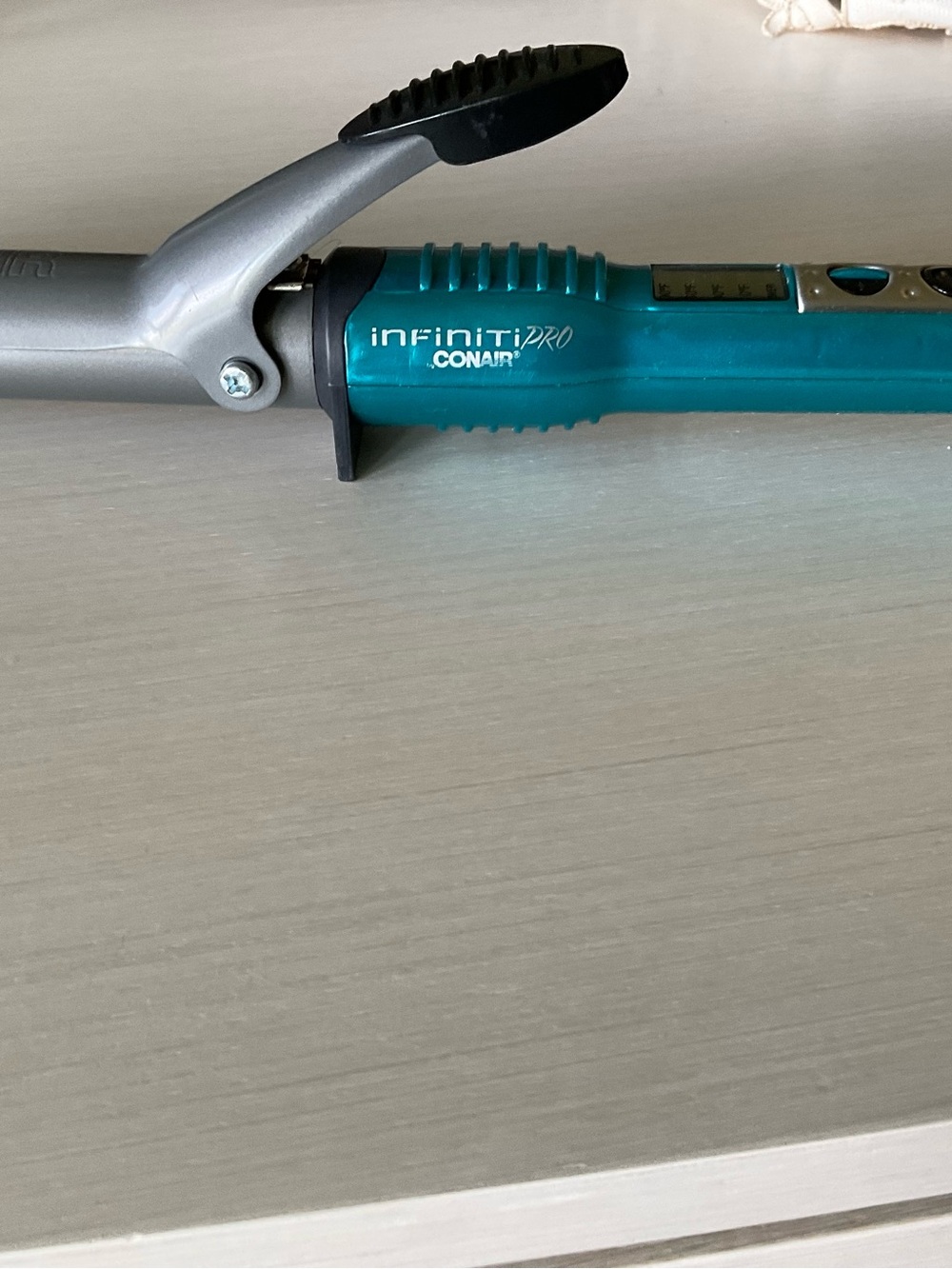 Conair InfinitiPro Ceramic Curling Iron - Teal